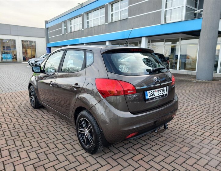 KIA Venga Hatchback 1,4 l 66 kw