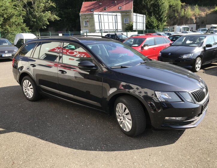 Škoda Octavia 3