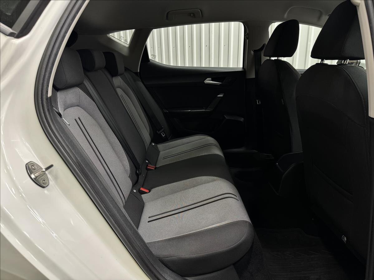 Seat Leon Hatchback 1,5 l 96 kw