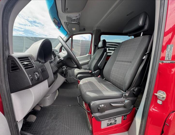 Mercedes-Benz Sprinter 13