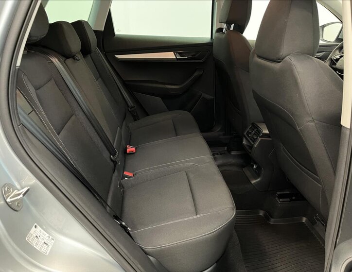 Škoda Karoq SUV 1,5 l 110 kw