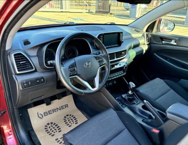 Hyundai Tucson SUV / Terénní 1,6 l 100 kw