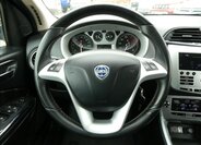 Lancia Delta Hatchback 1,4 l 88 kw