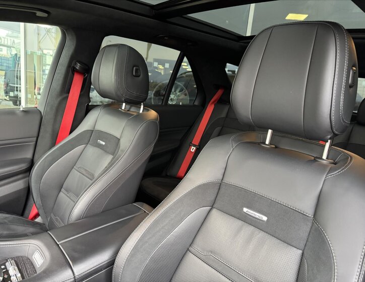 Mercedes-Benz GLE 29