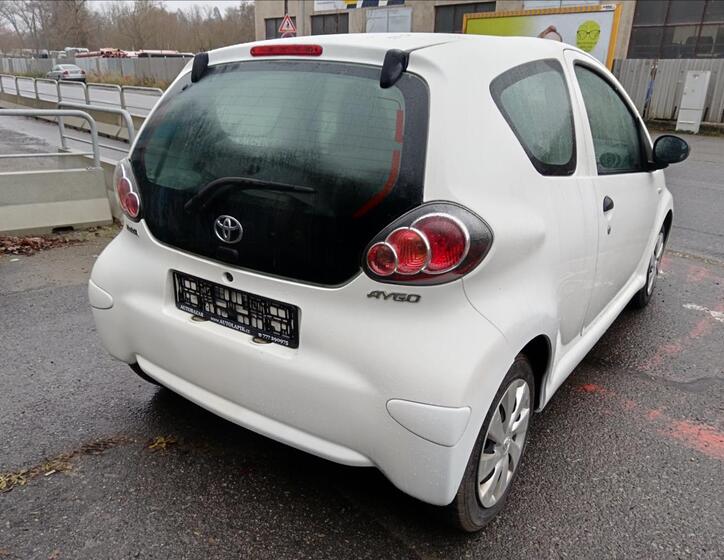 Toyota Aygo 10