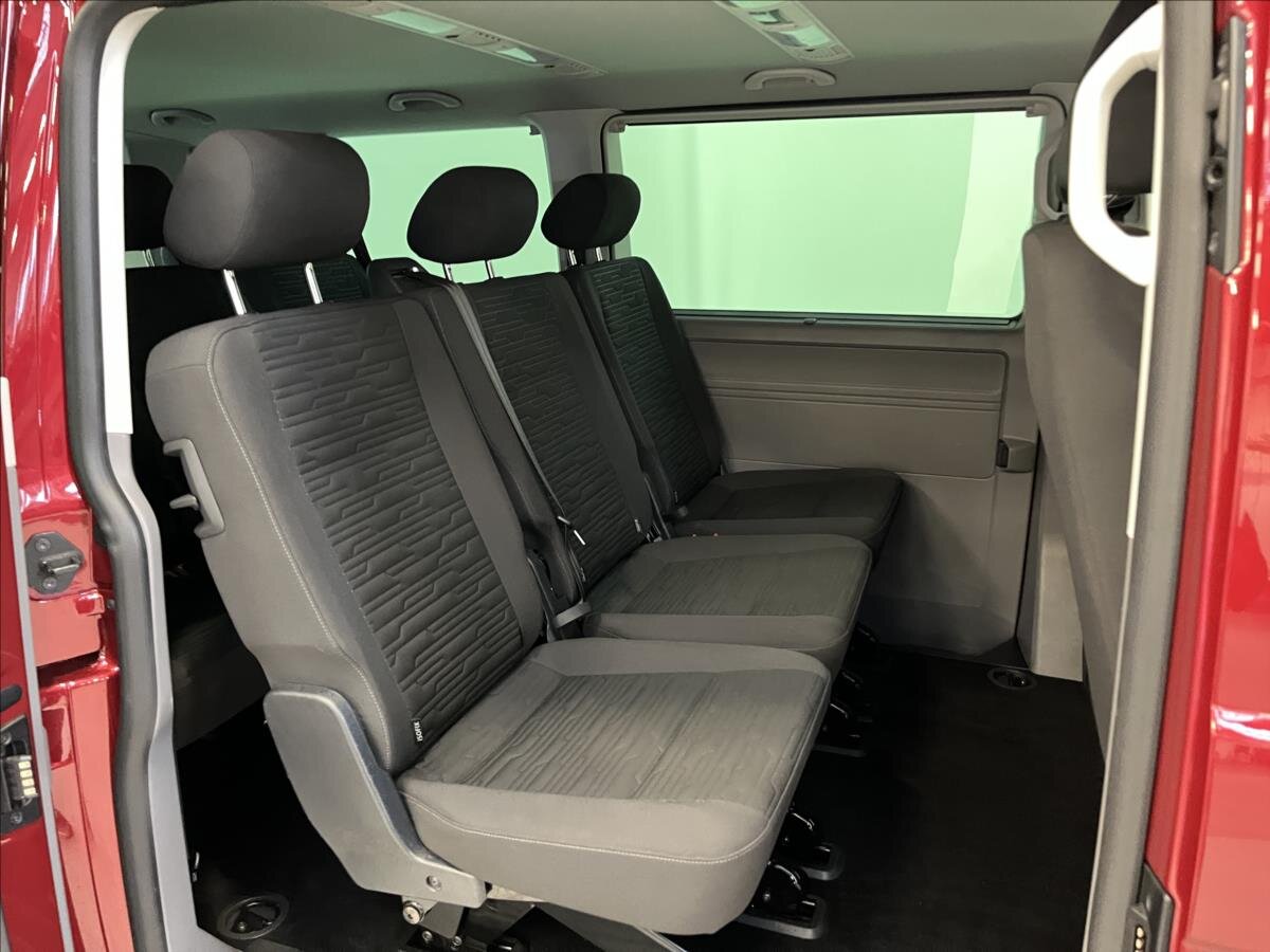 Volkswagen Caravelle Kombi 2,0 l 110 kw