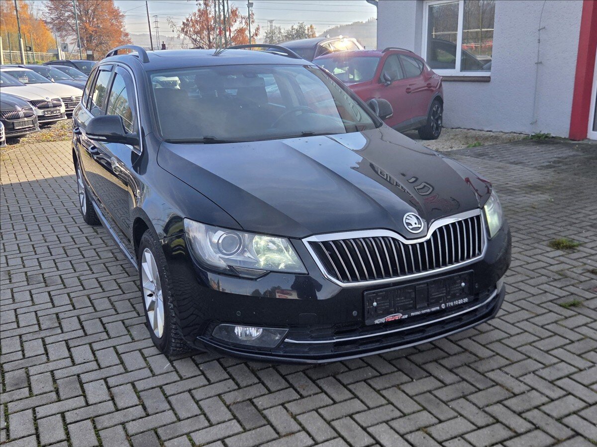 Škoda Superb Kombi 2,0 l 103 kw