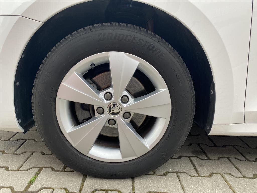 Škoda Octavia Kombi 2,0 l 110 kw