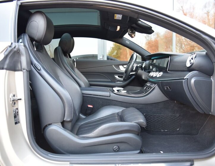 Mercedes-Benz Třídy E 21