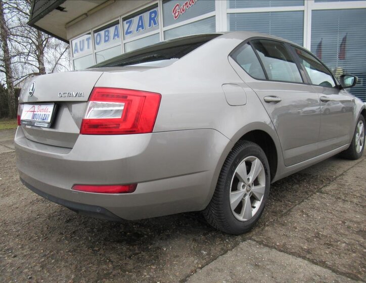 Škoda Octavia Sedan 1,6 l 81 kw