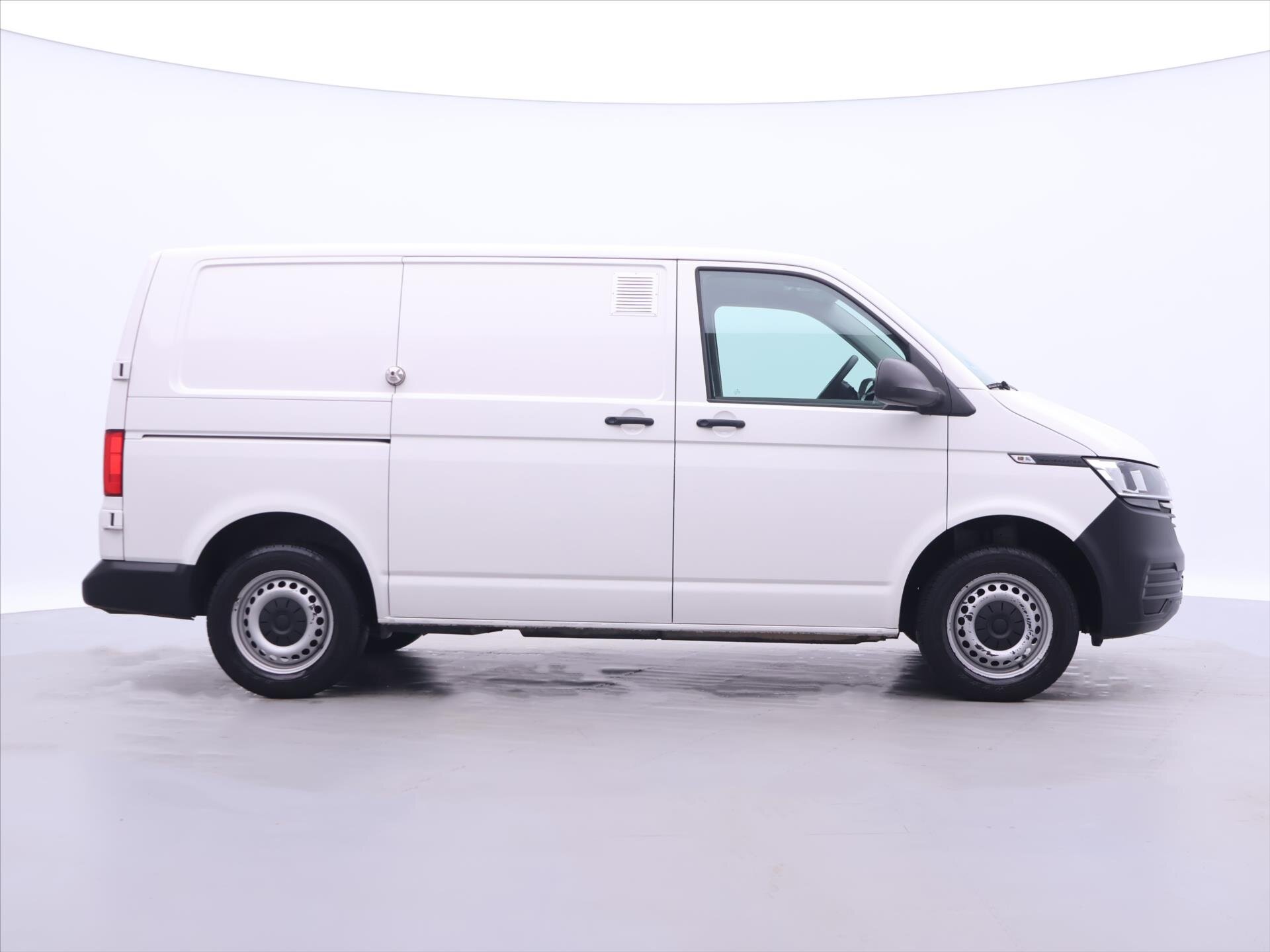 Volkswagen Transporter Skříň 2,0 l 66 kw