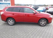 Mitsubishi Outlander SUV / Terénní 2,0 l 110 kw