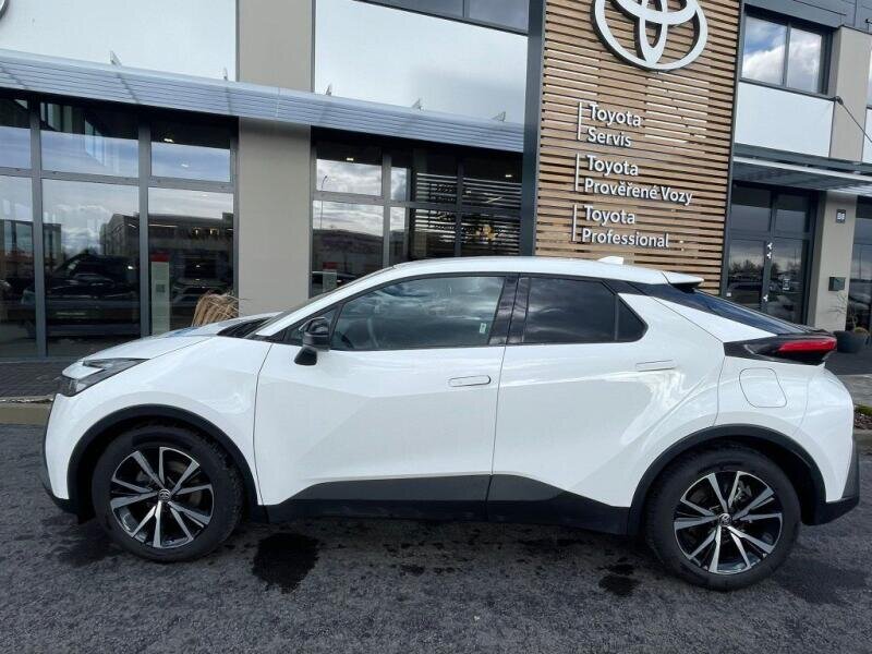 Toyota C-HR SUV / Terénní 1,8 l 98 kw