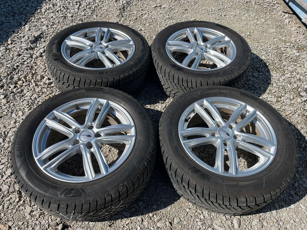 Ford S-MAX MPV 2,5 l 140 kw