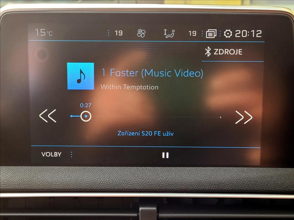 Peugeot 3008 SUV / Terénní 1,5 l 96 kw