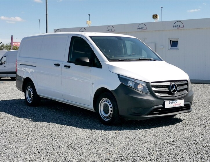 Mercedes-Benz Vito 2