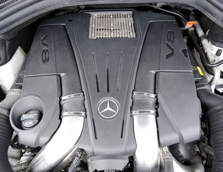 Mercedes-Benz GLS 10