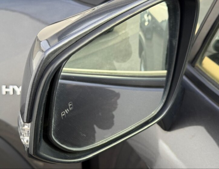 Toyota RAV4 SUV 2,5 l 131 kw