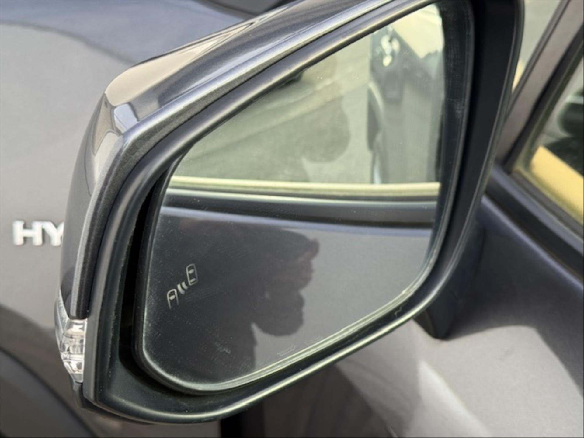 Toyota RAV4 SUV 2,5 l 131 kw