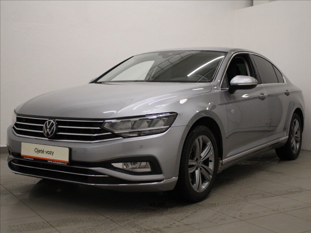 Volkswagen Passat Sedan 2,0 l 110 kw