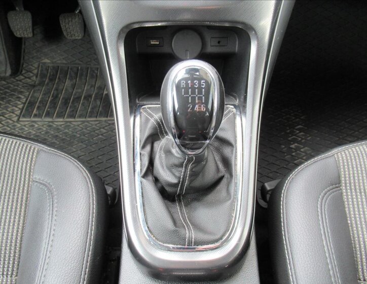 Opel Astra Kombi 2,0 l 121 kw