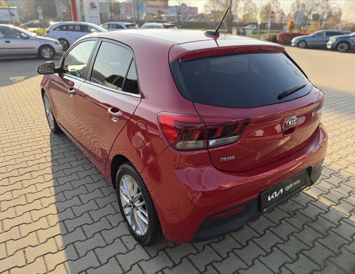 KIA Rio Hatchback 1,4 l 73 kw