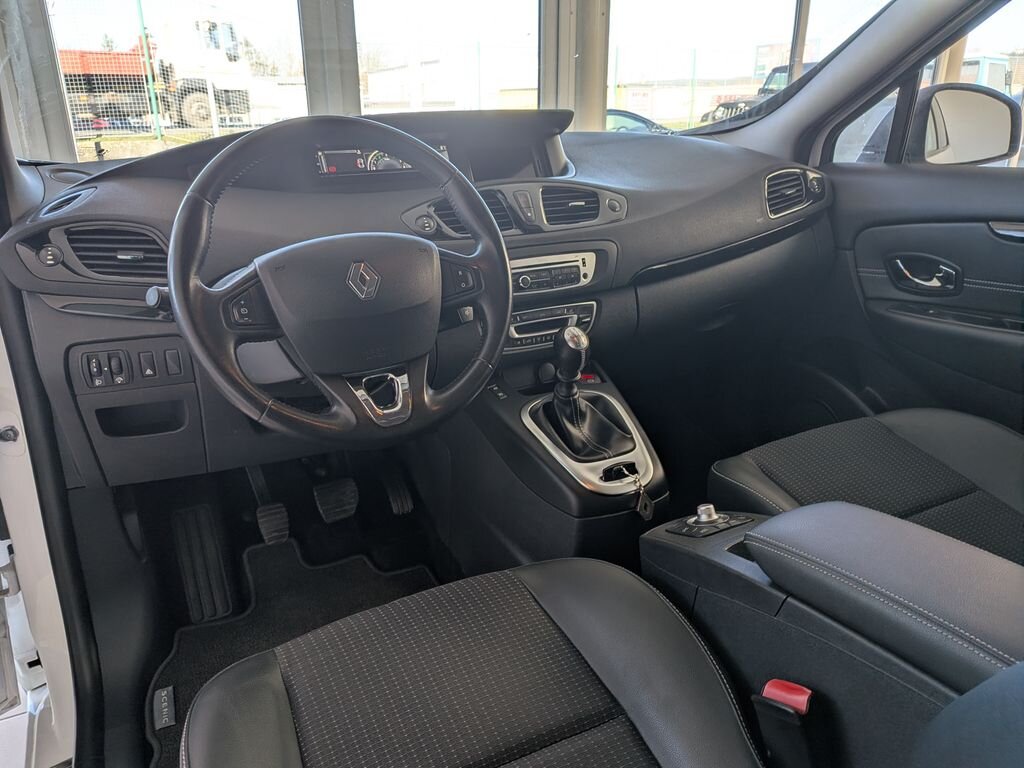 Renault Scénic MPV 1,5 l 81 kw