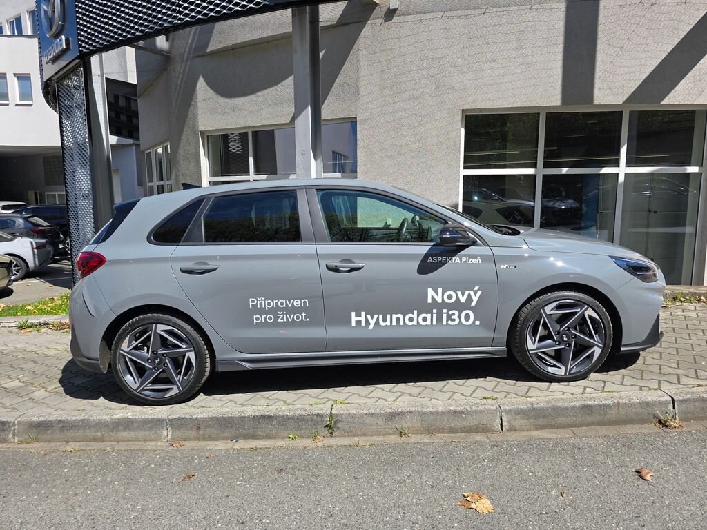 Hyundai i30 Hatchback 1,5 l 103 kw