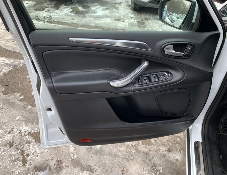 Ford S-MAX Kombi 2,2 l 147 kw