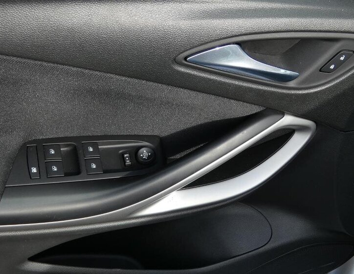 Opel Astra Kombi 1,5 l 90 kw