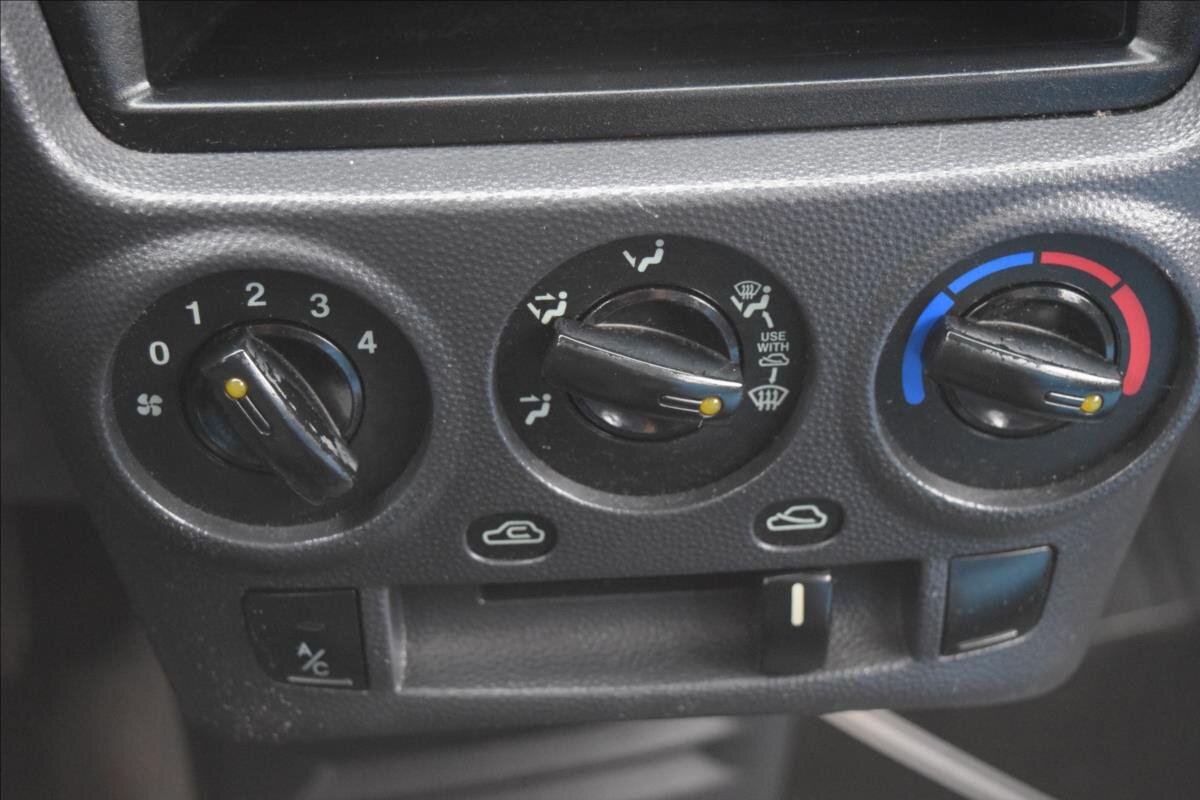 KIA Picanto Hatchback 1,1 l 48 kw