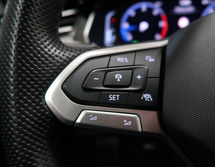 Volkswagen Passat Kombi 2,0 l 147 kw