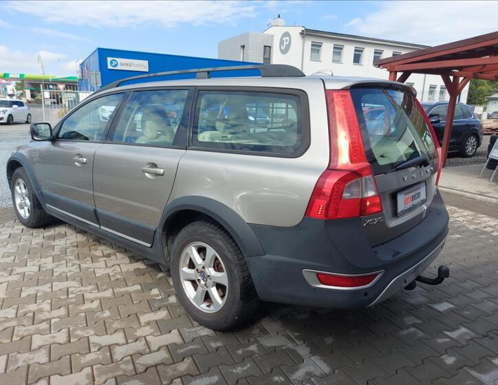 Volvo XC70 7