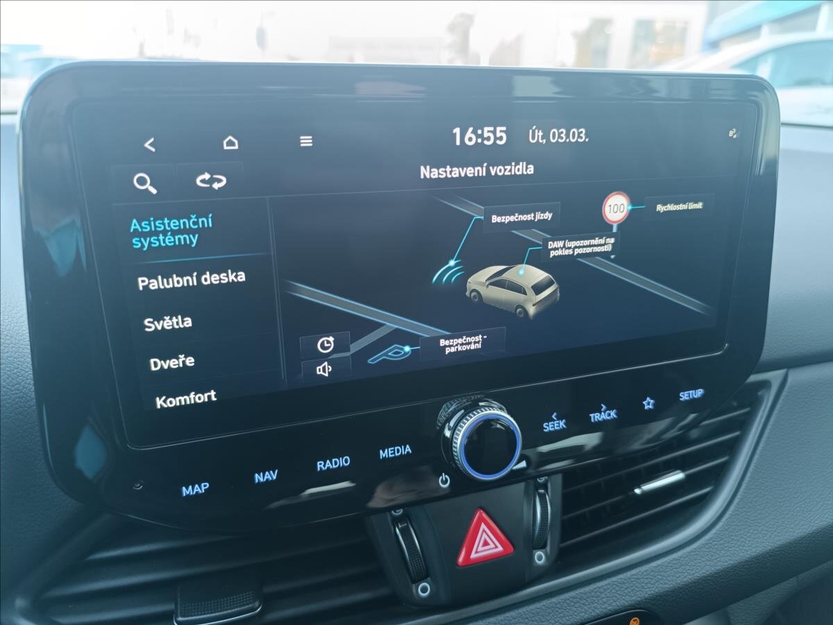 Hyundai i30 Hatchback 1,5 l 70 kw