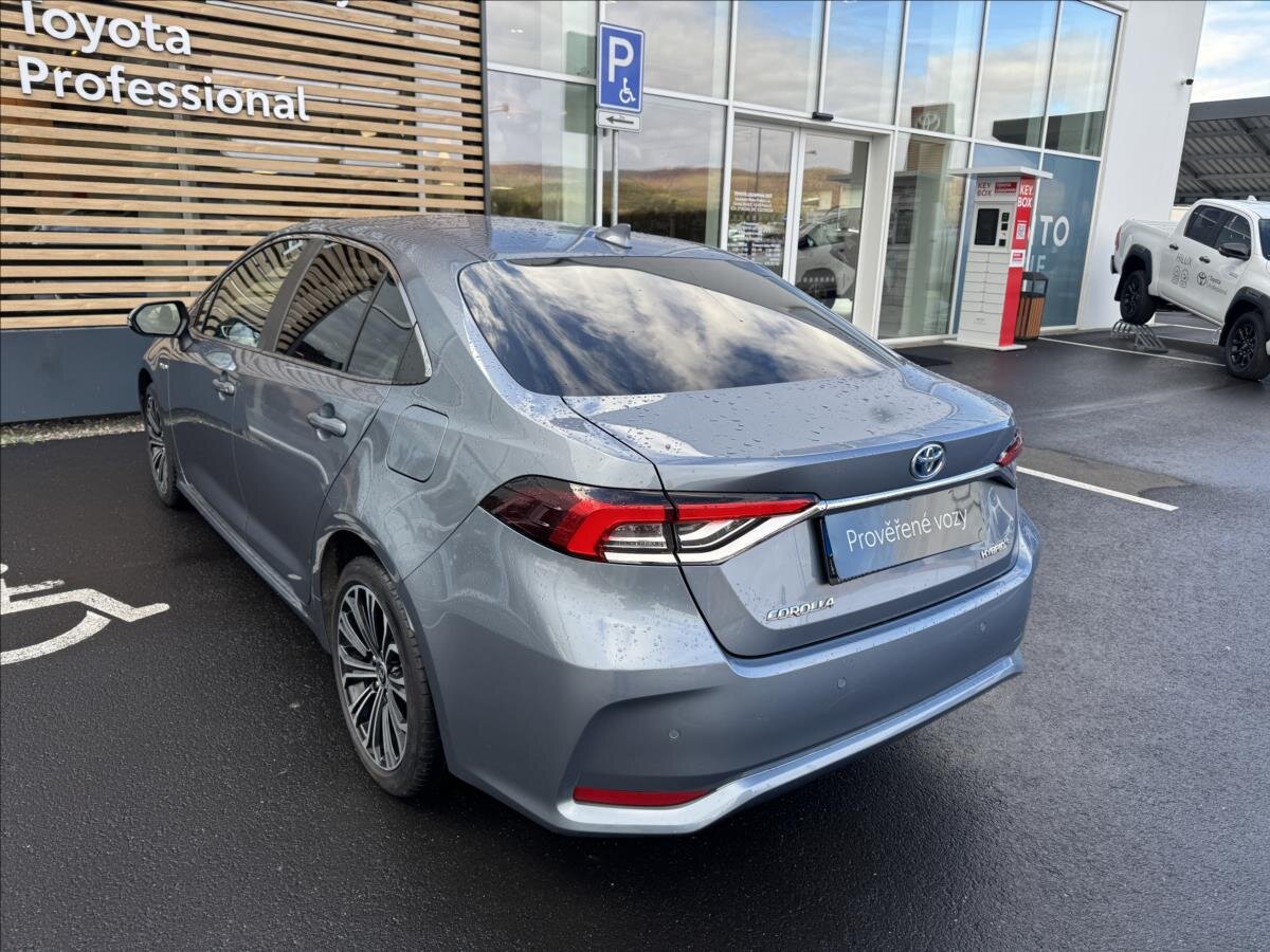 Toyota Corolla Sedan 1,8 l 72 kw