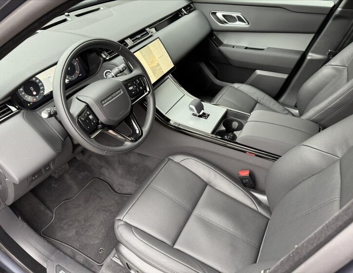 Land Rover Range Rover Velar 11