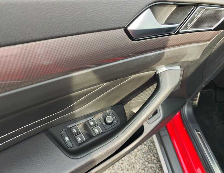 Volkswagen Passat Kombi 2,0 l 147 kw