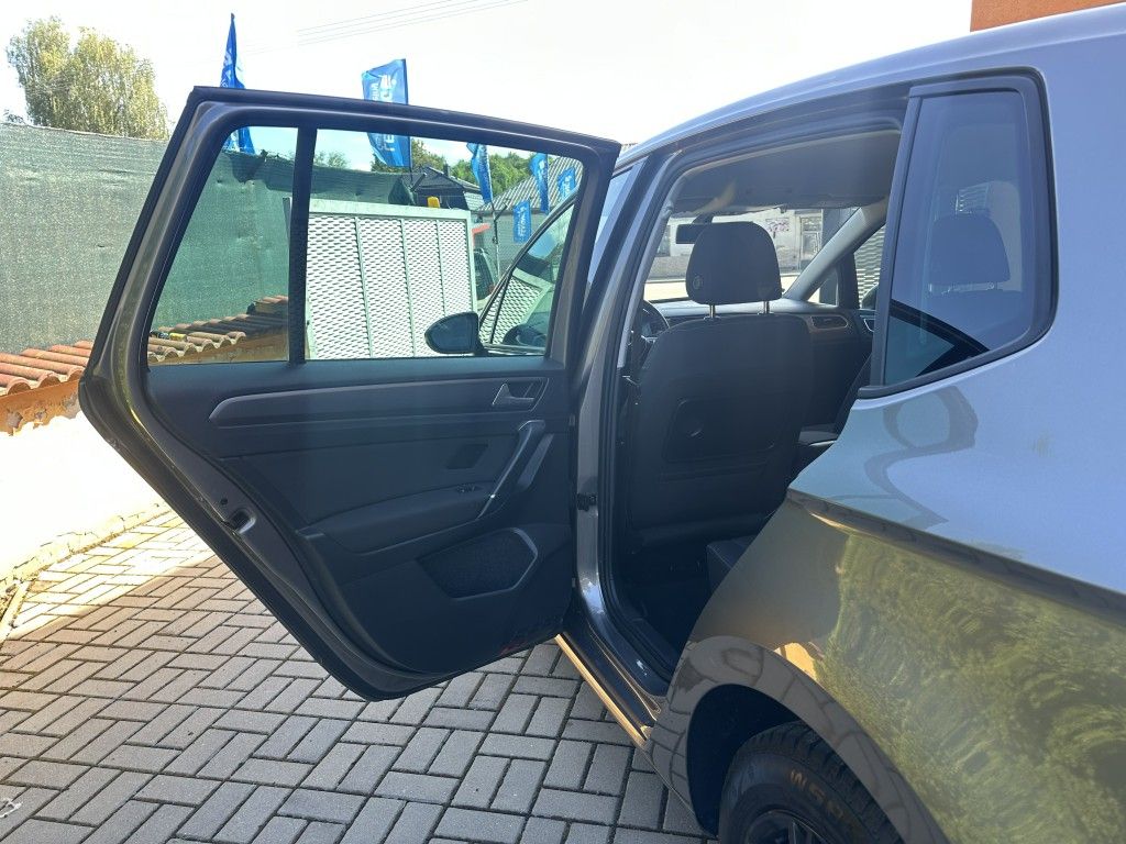 Volkswagen Golf Sportsvan