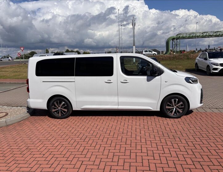Toyota ProAce Verso 4