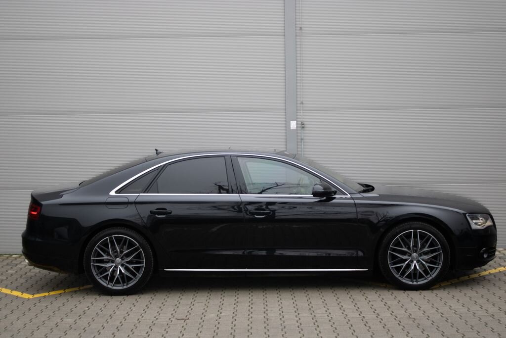 Audi A8 Sedan 3,0 l 184 kw