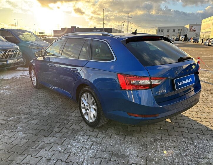 Škoda Superb Kombi 2,0 l 110 kw