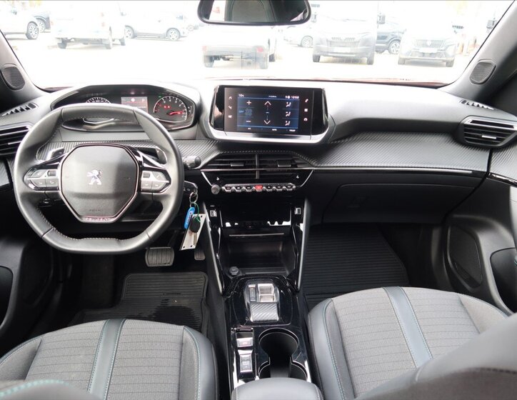 Peugeot 2008 Hatchback 1,2 l 96 kw