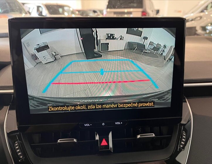 Toyota Corolla Sedan 1,5 l 92 kw