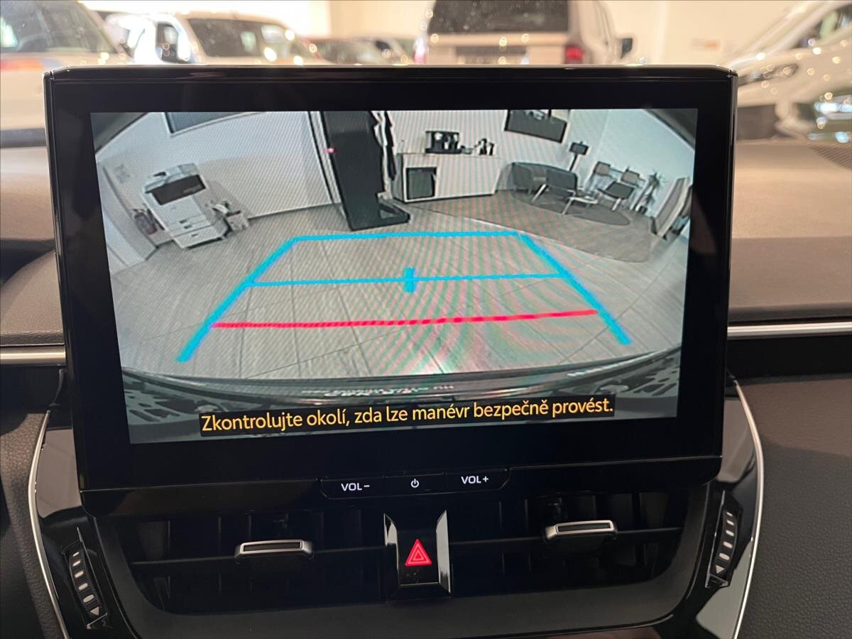 Toyota Corolla Sedan 1,5 l 92 kw