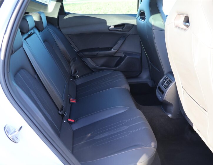 Cupra Formentor SUV / Terénní 2,0 l 228 kw