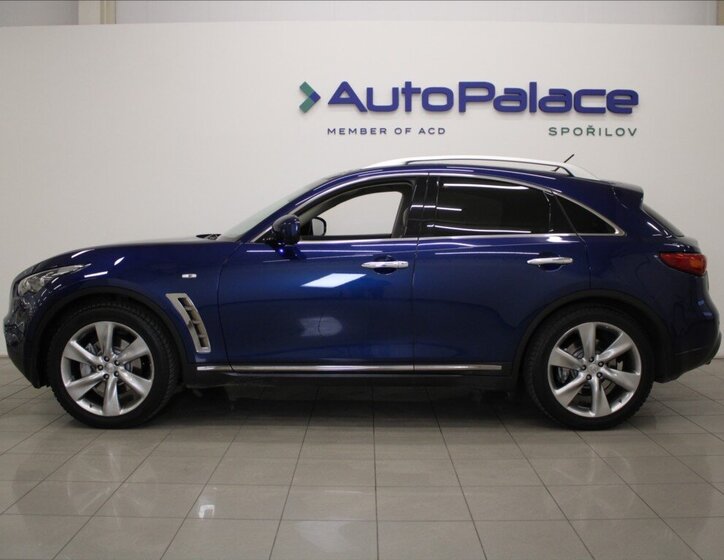 Infiniti QX70 SUV / Terénní 3,0 l 175 kw