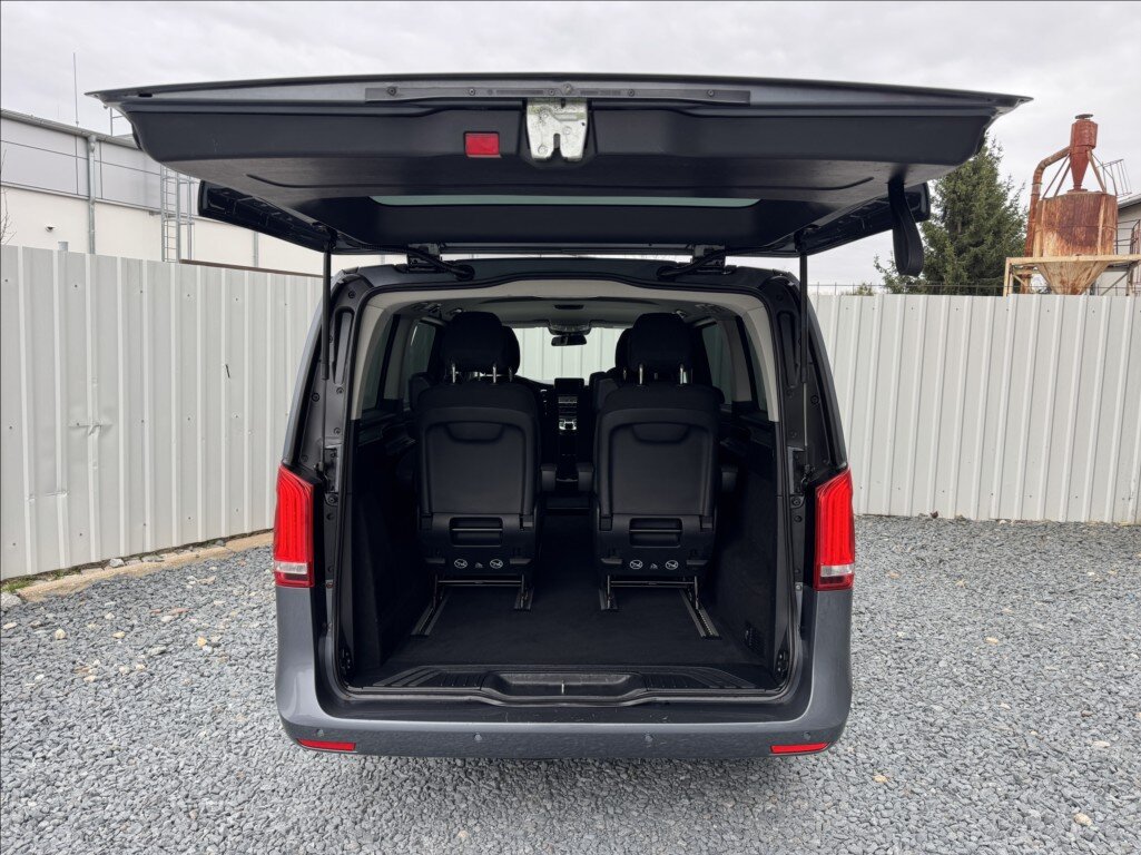 Mercedes-Benz Třídy V Kombi 2,1 l 120 kw
