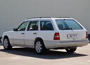 Mercedes-Benz 124 34