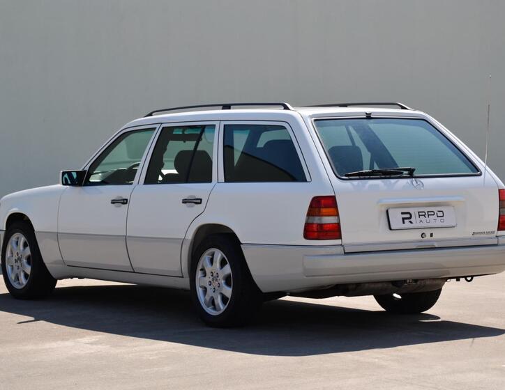 Mercedes-Benz 124 34