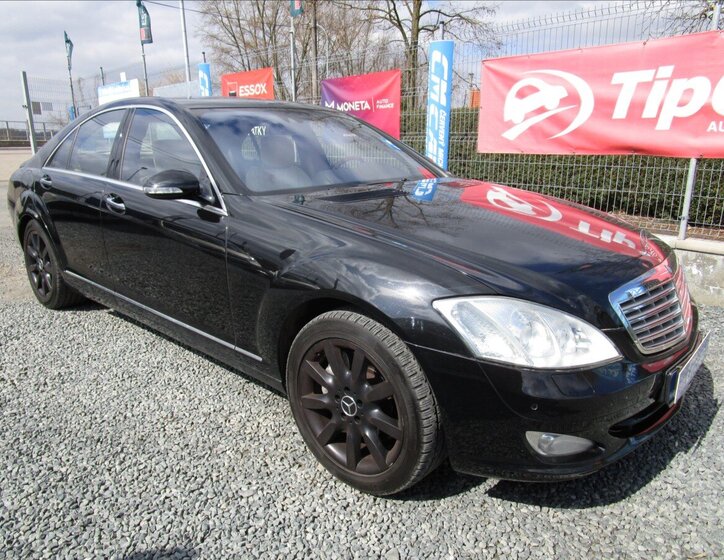 Mercedes-Benz Třídy S Sedan / Limuzína 4,0 l 235 kw